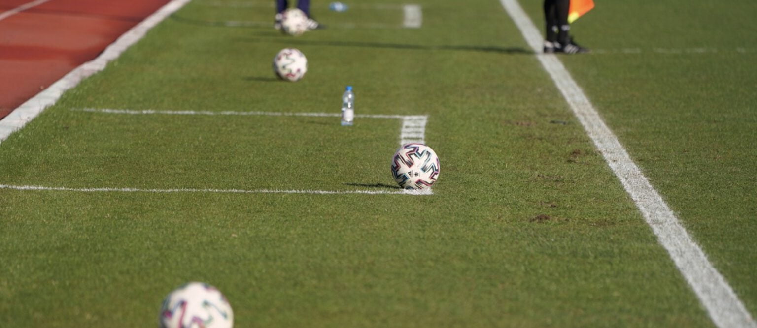 Derby Łodzi. Gdzie oglądać ŁKS - Widzew w internecie i TV? Transmisja 03.05.22
