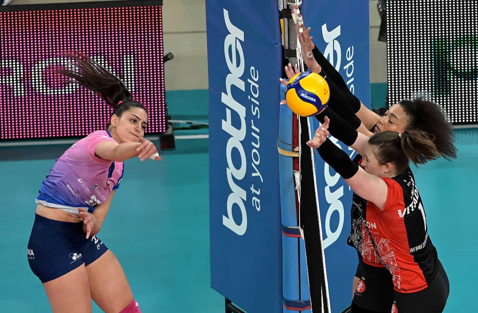 TAURON Liga: ŁKS Commercecon Łódź odebrał złote medale! [Foto + Wideo]