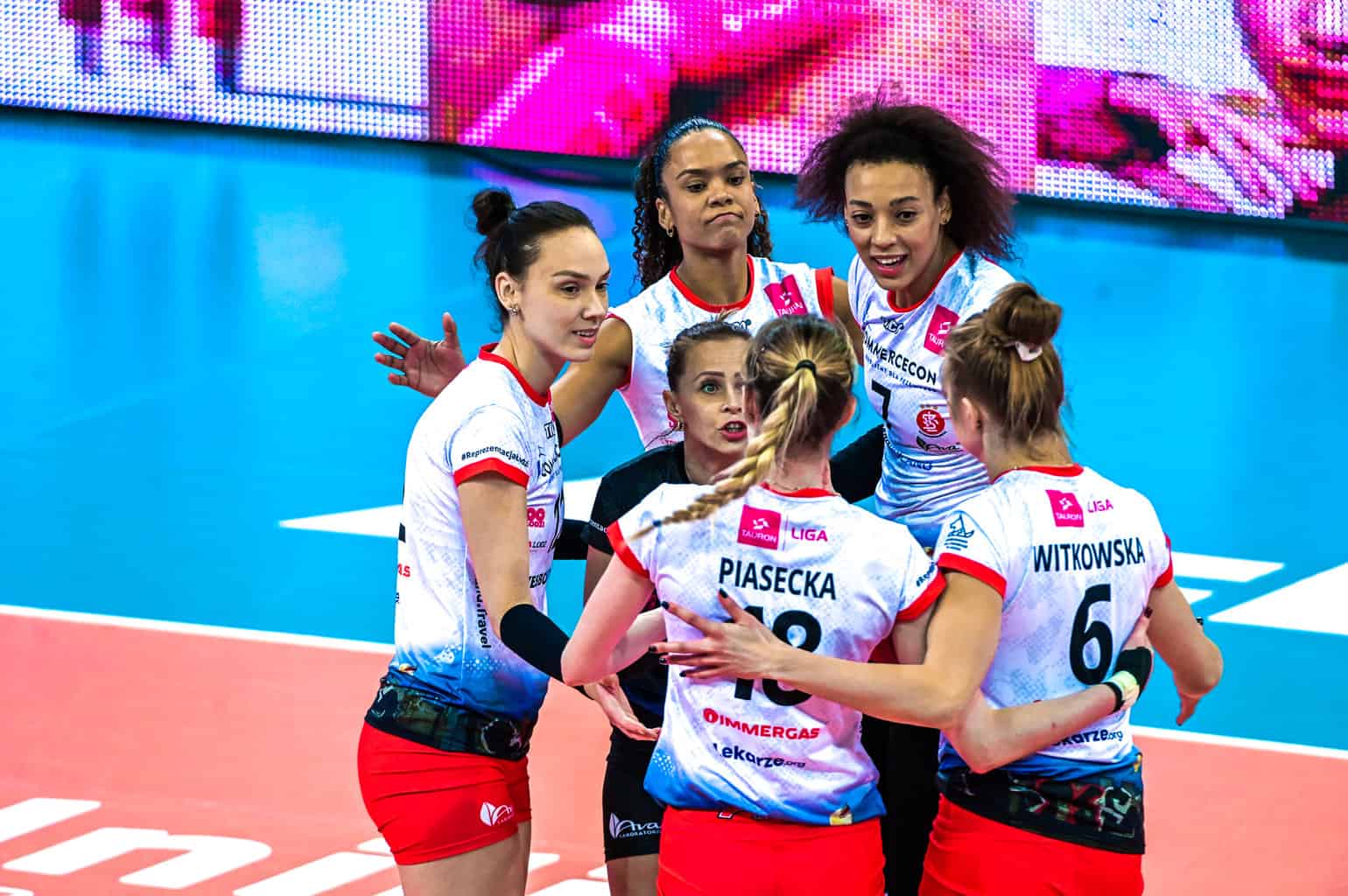 ŁKS Commercecon Łódź - Milano: Typy, transmisja i zapowiedź! [20.02.2024]
