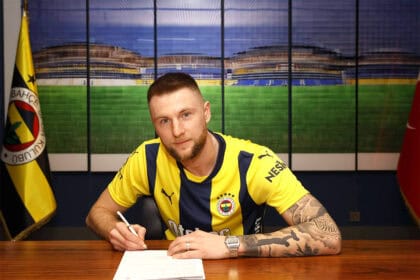 Mourinho nie wypuści Škriniara! Fenerbahçe walczy o stały transfer Słowaka