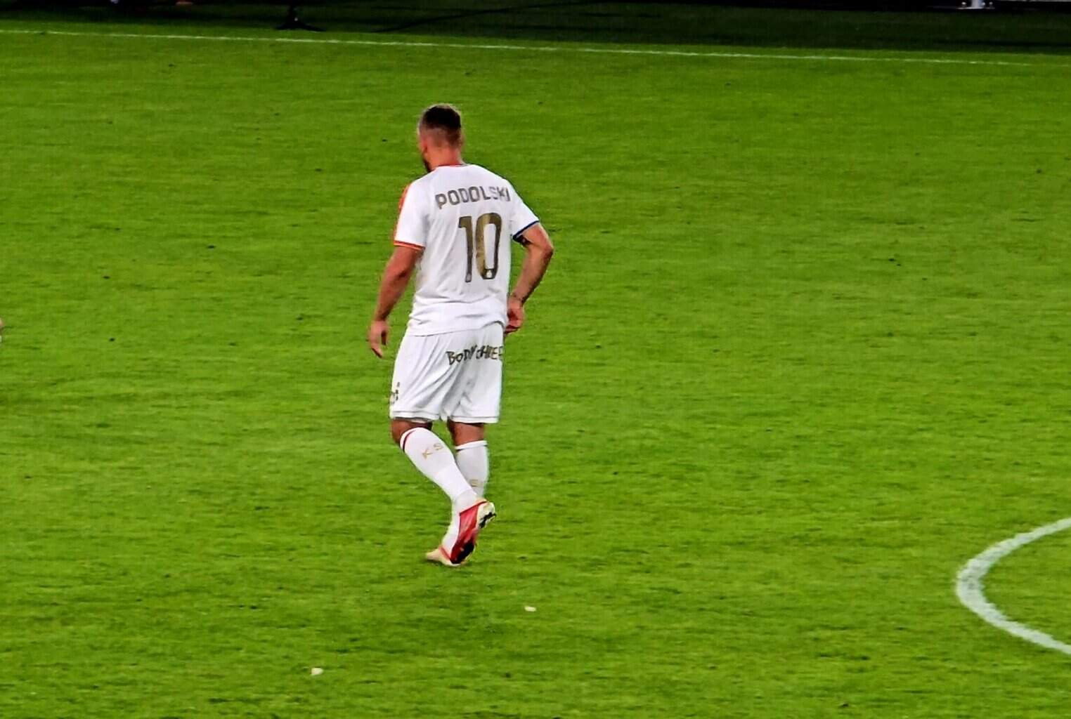 Lukas Podolski gotowy  na Śląski Klasyk! Trener Gasparik szykuje zmiany w składzie na mecz z GKS-em Katowice