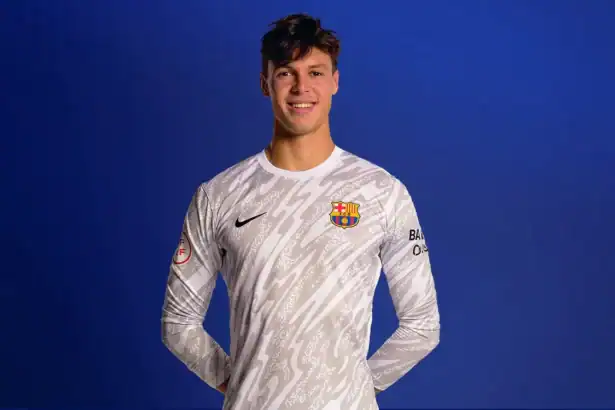 Ter Stegen na wylocie, Szczęsny niezarejestrowany - Barcelona rzuca do bramki 19-latka!