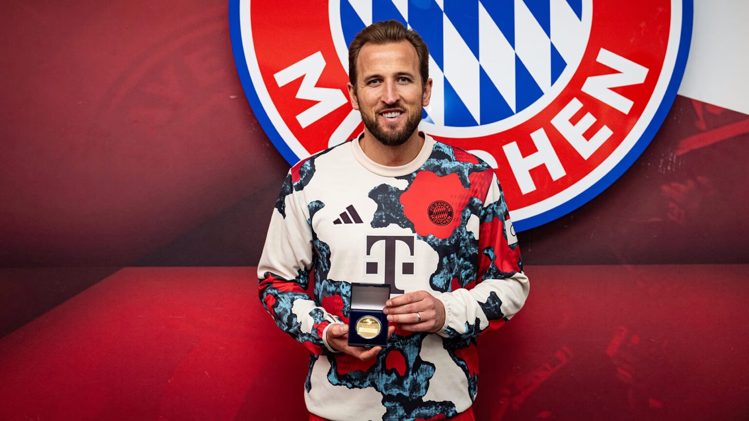 Kane milczy, Bayern się martwi. Czy kapitan Anglii zostanie w Monachium?