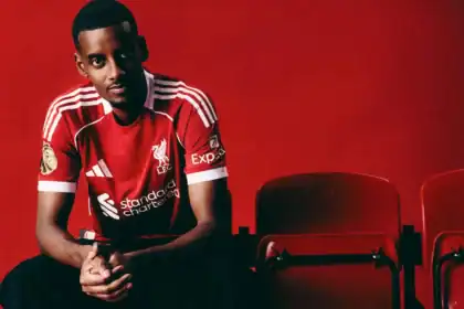 Gwiazda Liverpoolu wydała fortunę na psa po tym, co działo się w internecie