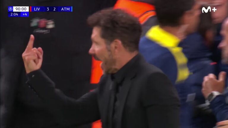 Simeone stracił kontrolę. 'Pokazał środkowy palec sędziemu po czerwonej kartce'