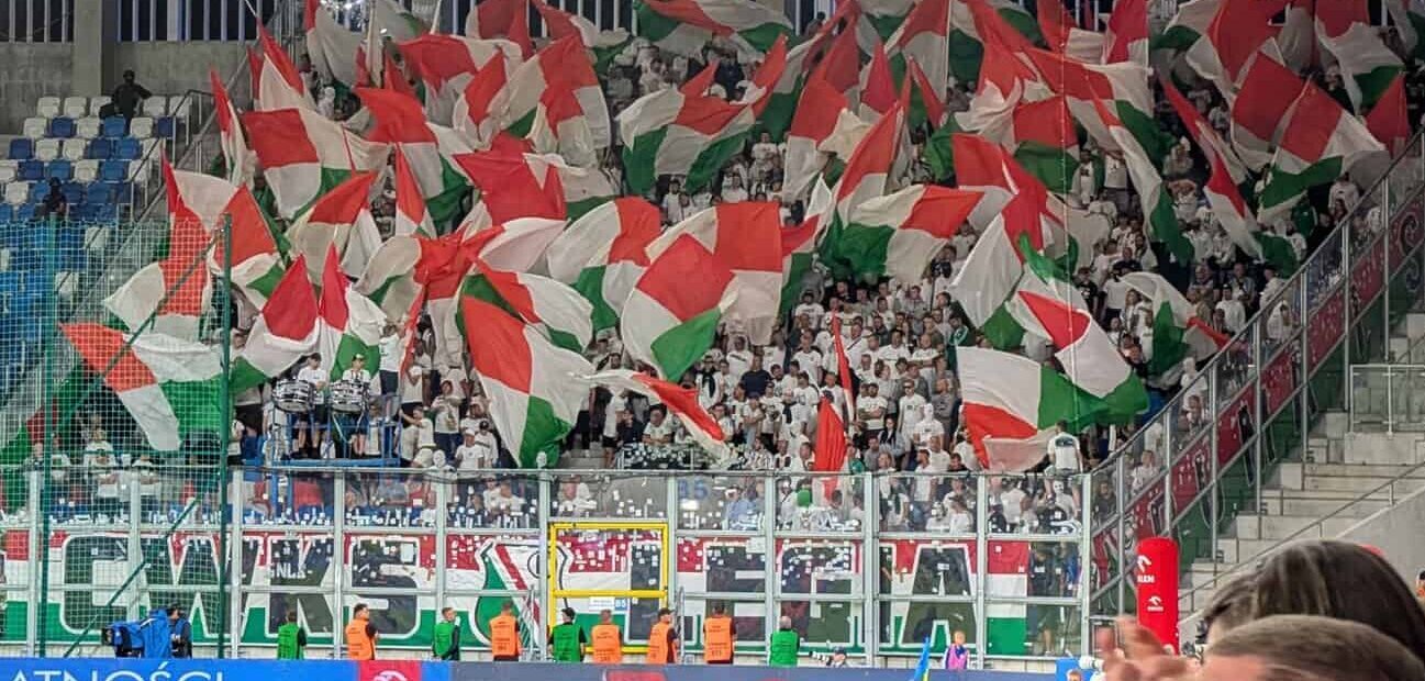 Kibice Legii Warszawa (fot. Sport1.pl)
