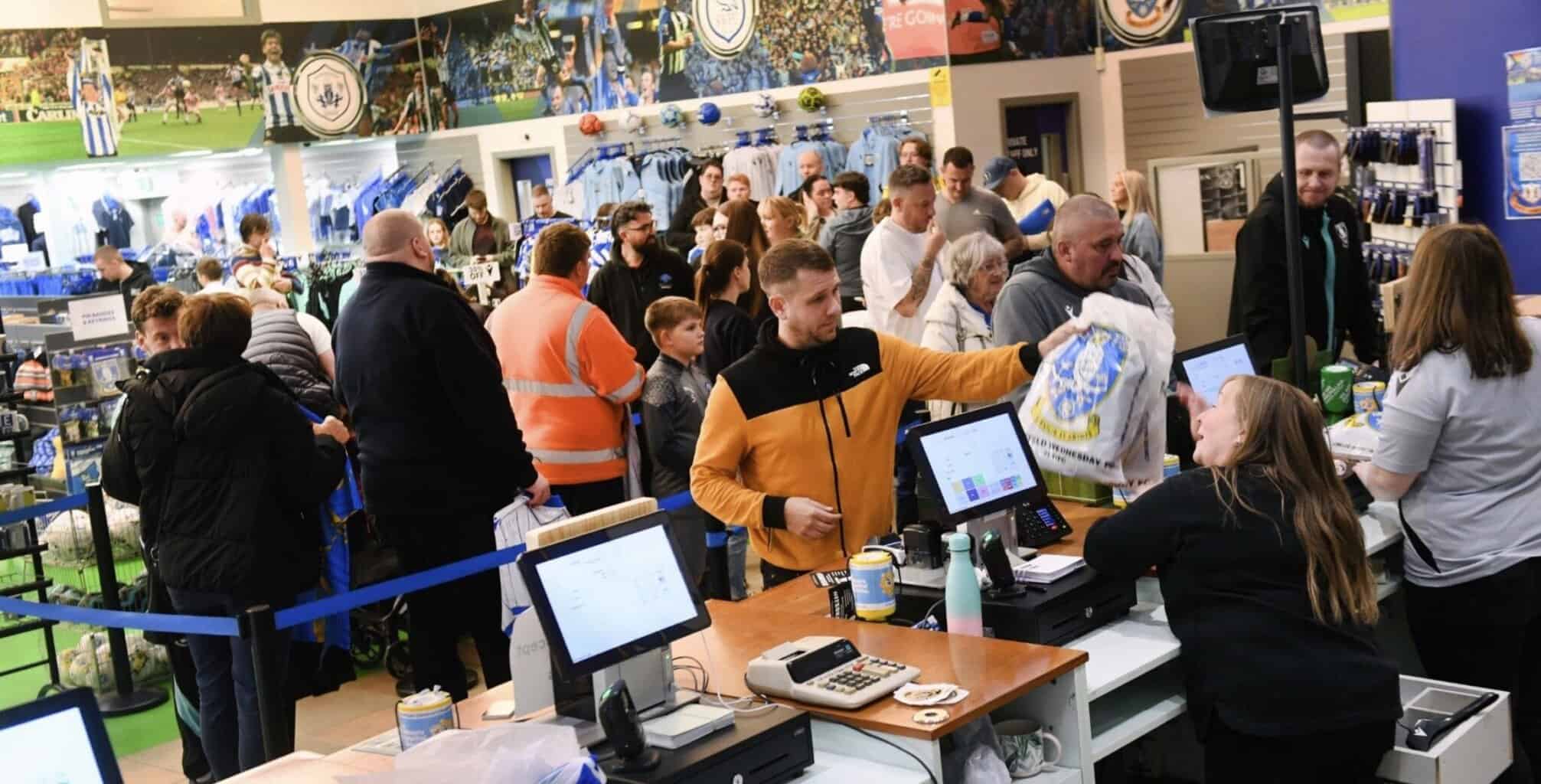 Mobilizacja kibiców Sheffield. Fani wydali w klubowym sklepiku 200 tys. funtów!