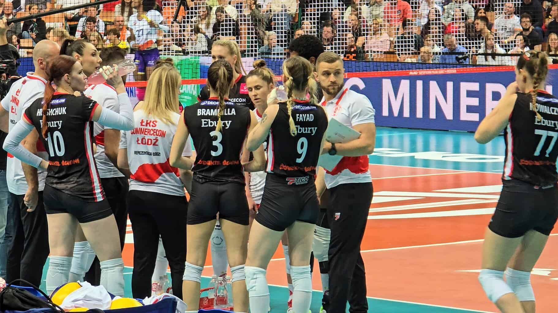 ŁKS Łódź – Pałac Bydgoszcz transmisja na żywo: Gdzie obejrzeć mecz dzisiaj w Internecie i TV? (10.12.2025) [TAURON Liga]